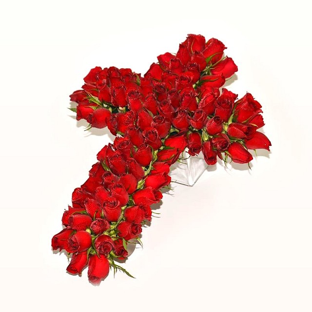 Foto Cruz de Rosas